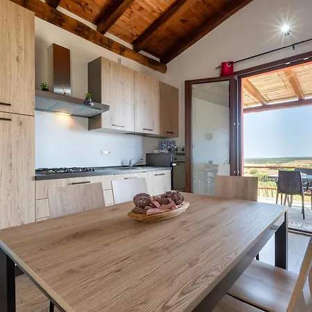 Wild Vista Mare 1 ستينتينو